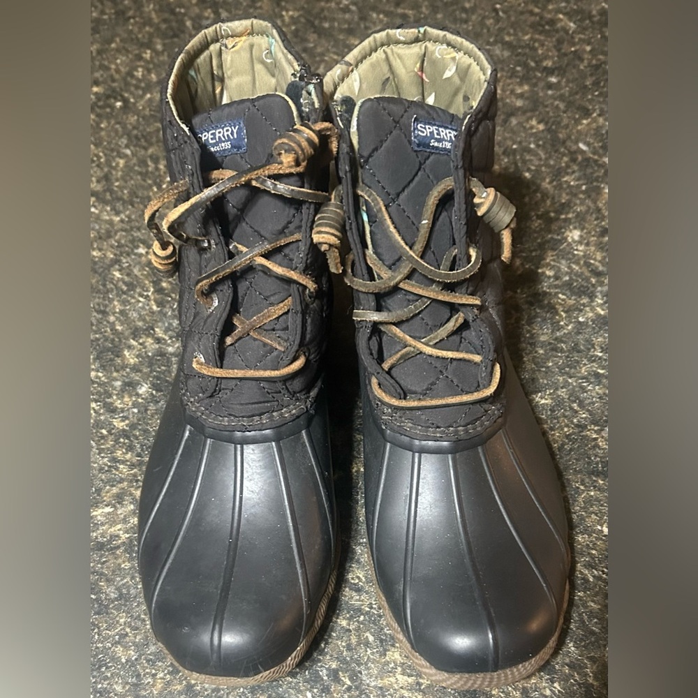 Sperry Women’s Duck Boot size 9.5
